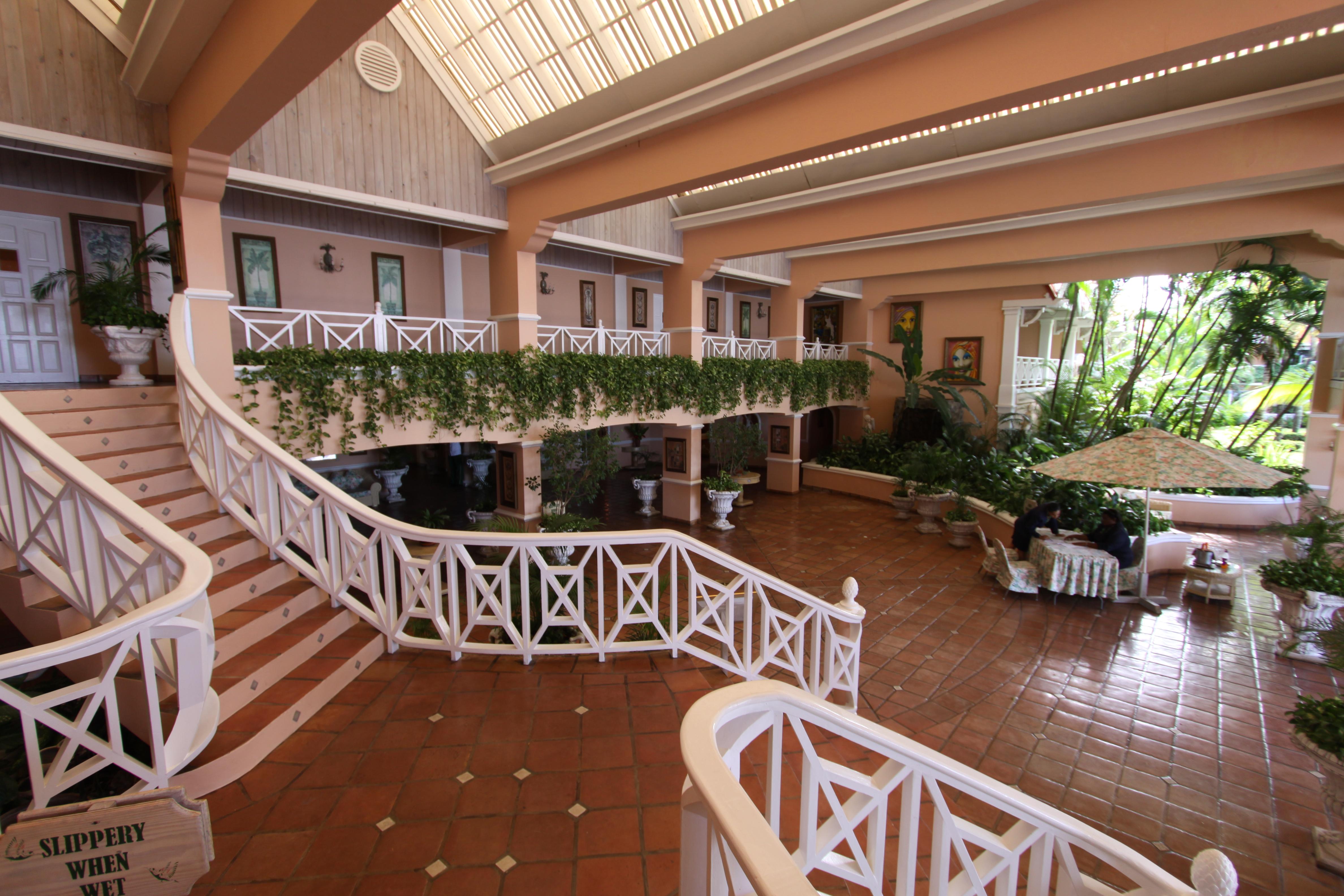 Coco Reef Resort & Spa Crown Point Exterior foto