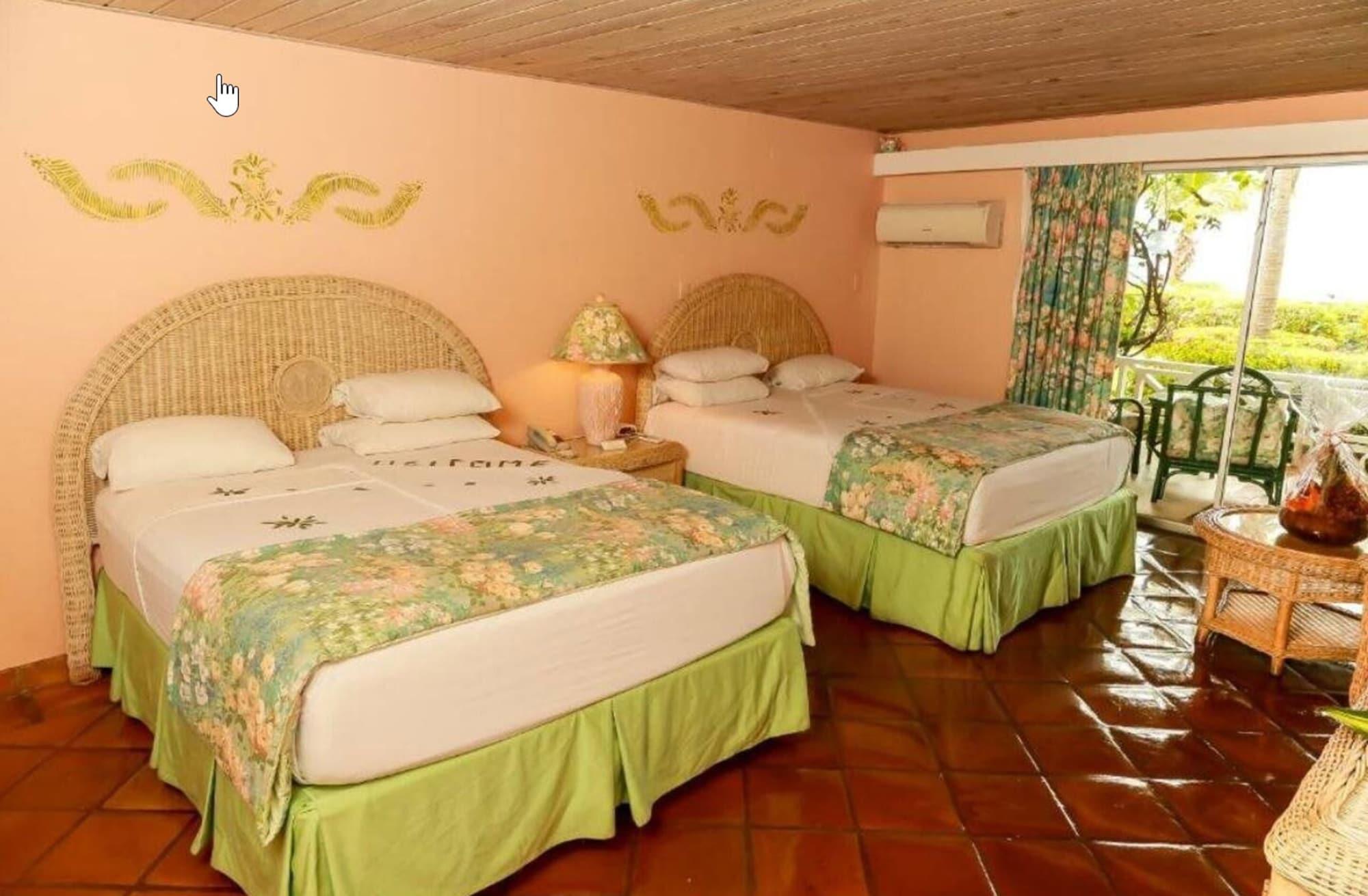 Coco Reef Resort & Spa Crown Point Exterior foto